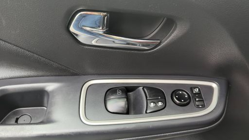 Nissan Micra 0.9 IG-T 90 - Bose Personal Edition – 2018 – 109234 km – Essence – Boîte Manuelle — photo 16