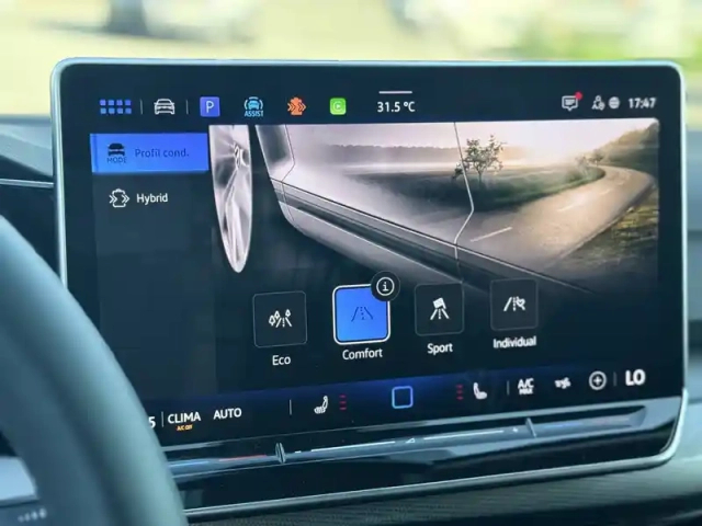 Volkswagen Golf 1.5 ehybrid 204 dsg6 — photo 33