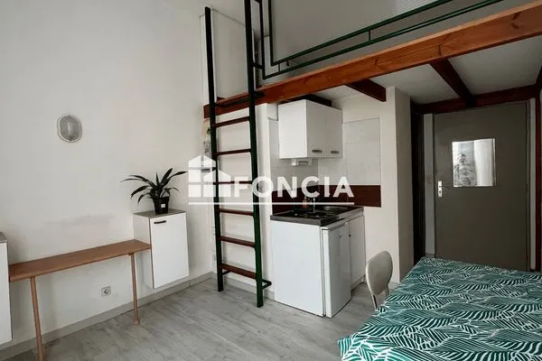 Appartement 1 pièce 15 m²