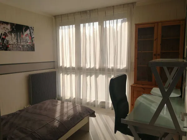 Appartement 1 pièce 80 m²