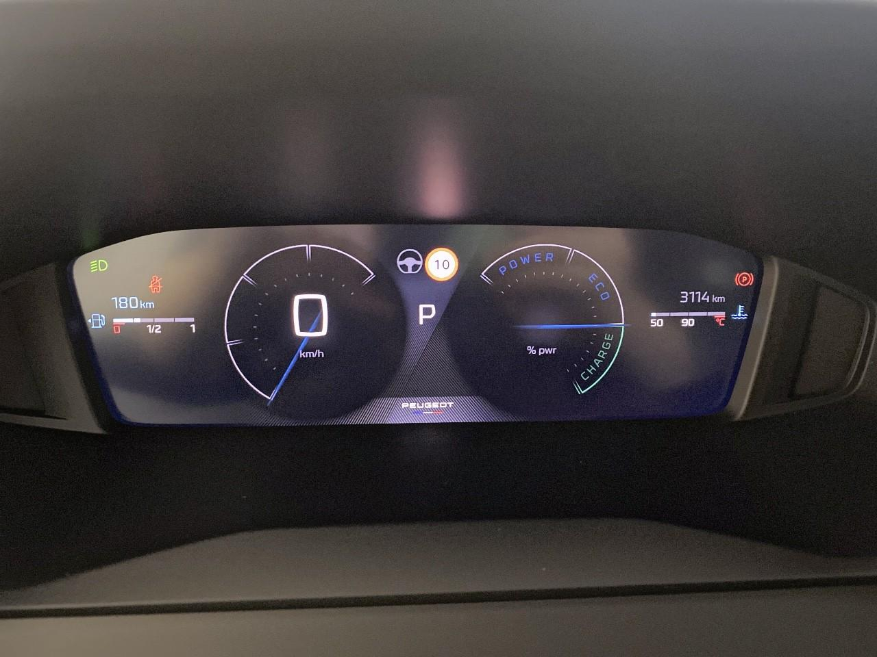 Peugeot 2008 hybrid 145 ch e-dcs6 allure — photo 13