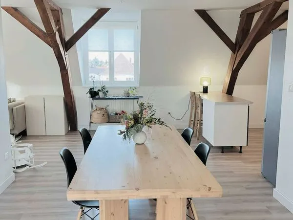Appartement 3 pièces 65m2 traversant