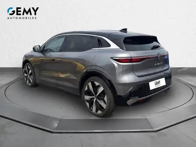 Renault Megane e-tech ev60 220 ch super charge — photo 7
