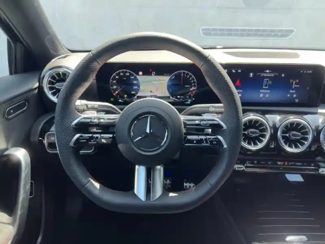 Mercedes Classe A 250 e hybrid eq amg line — photo 13
