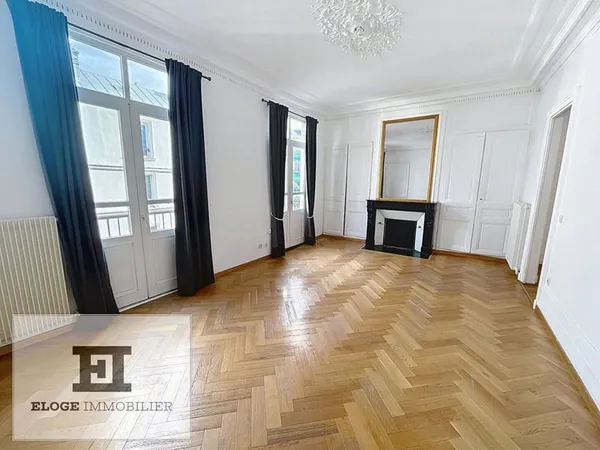 Appartement 3 pièces 107 m²