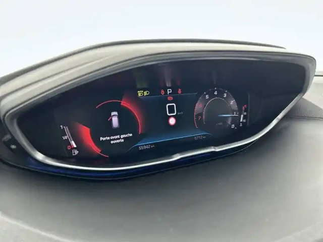 Peugeot 3008 puretech 130ch s&amp;s eat8 — photo 31
