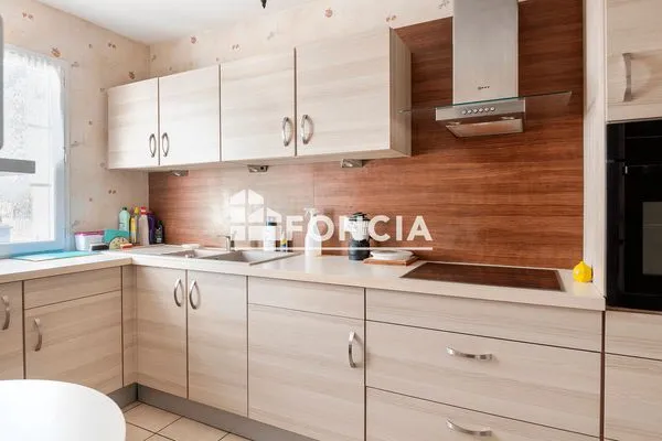 Maison 5 pièces 90 m²