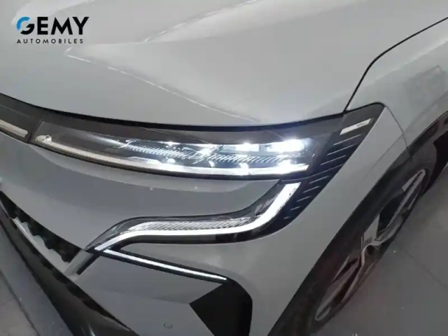 Renault Megane e-tech 220 ch autonomie confort gsr2 — photo 15