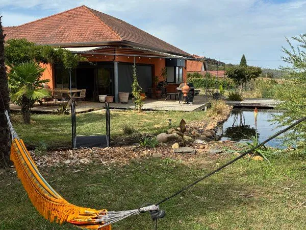 Maison contemporaine de plain-pied - 154 m² - Vue dégagée - Terrain 2 400 m²