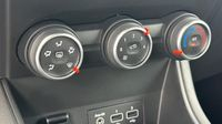 Renault Captur 1.0 TCe 100ch Zen - 20 — photo 15