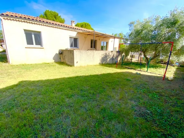 Maison lumineuse 6 pièces avec jardin à Rochemaure