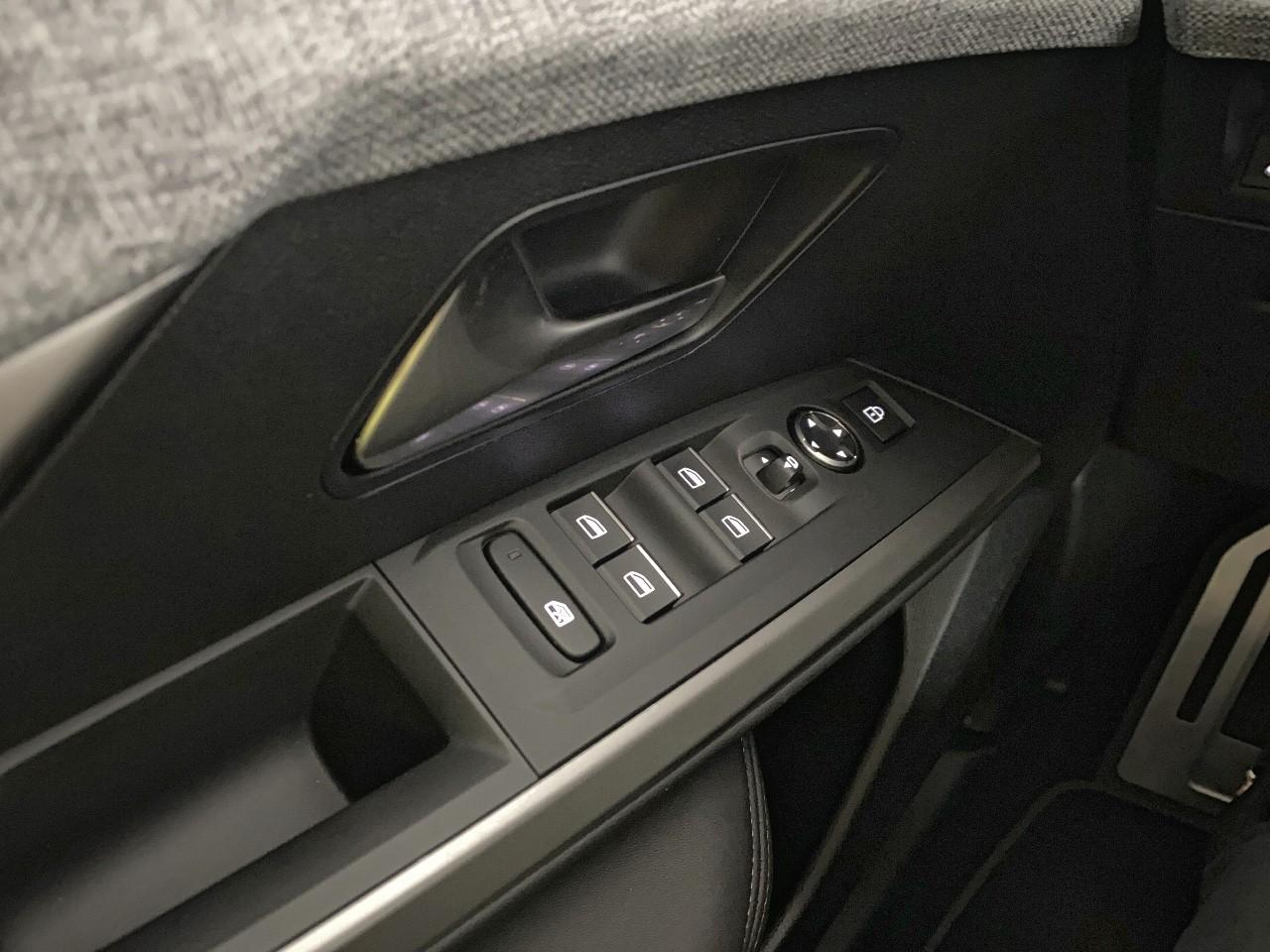 Peugeot 3008 plug-in hybrid 195 e-dcs7 gt — photo 20