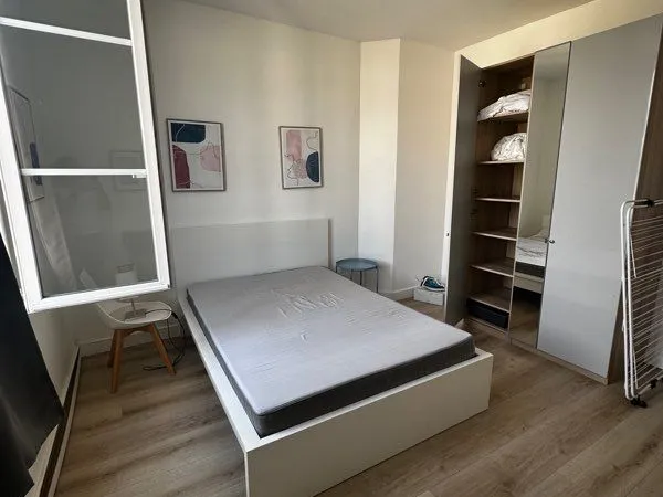 Loue chambre meublée à Saumur