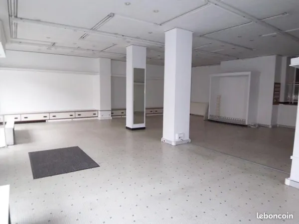 Grand local commercial de 200m2