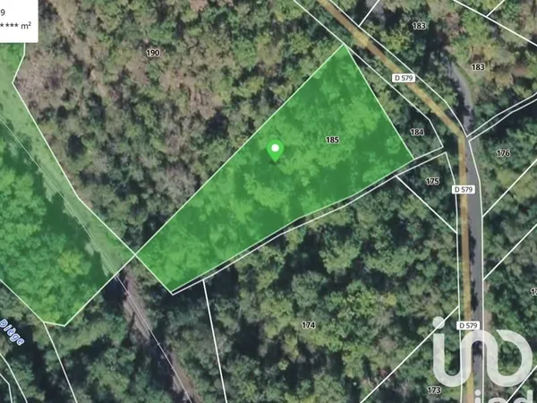 Terrain 2450 m²
