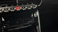 Peugeot 2008 1.5 BlueHDi 130ch S&S GT Pack EAT8 — photo 30