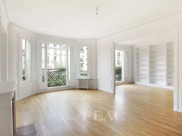 Appartement 5 pièces 155 m²