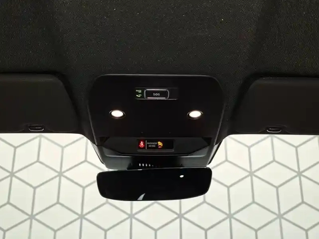 Renault Megane e-tech ev60 220 ch super charge — photo 40