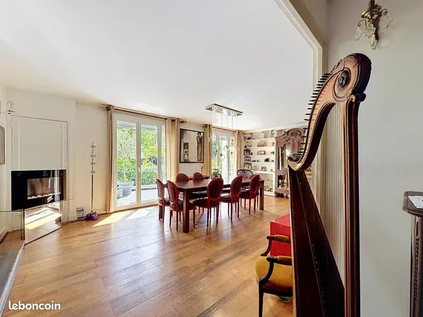Maison 4 pièces 165 m²