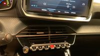 Peugeot 208 1.2 Hybrid 110ch Style e-DCS6 — photo 19
