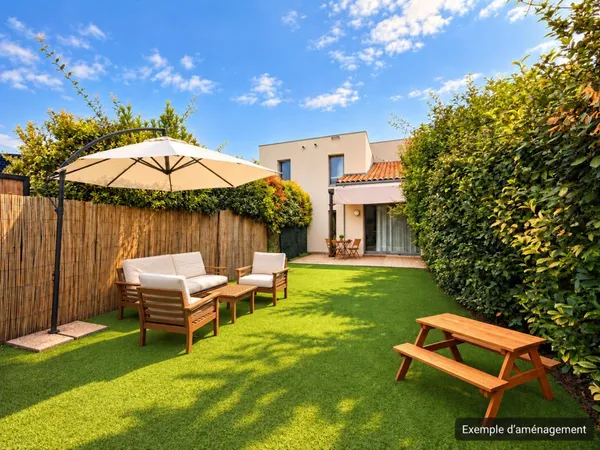 Villa T4 Lumineuse, jardin intime, place de parking et grand garage
