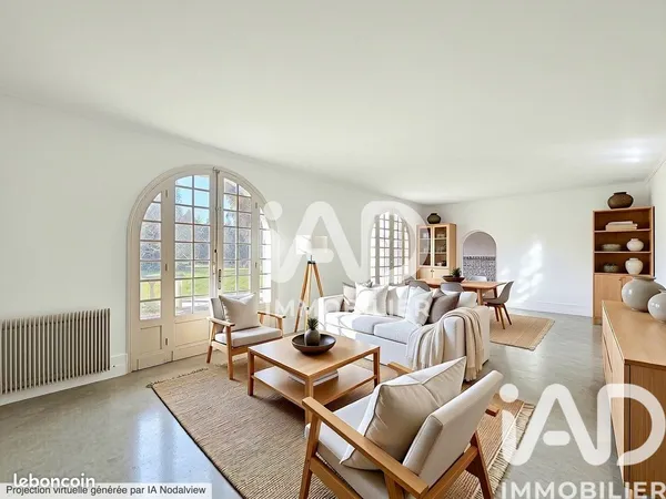 Villa 8 pièces 305 m²