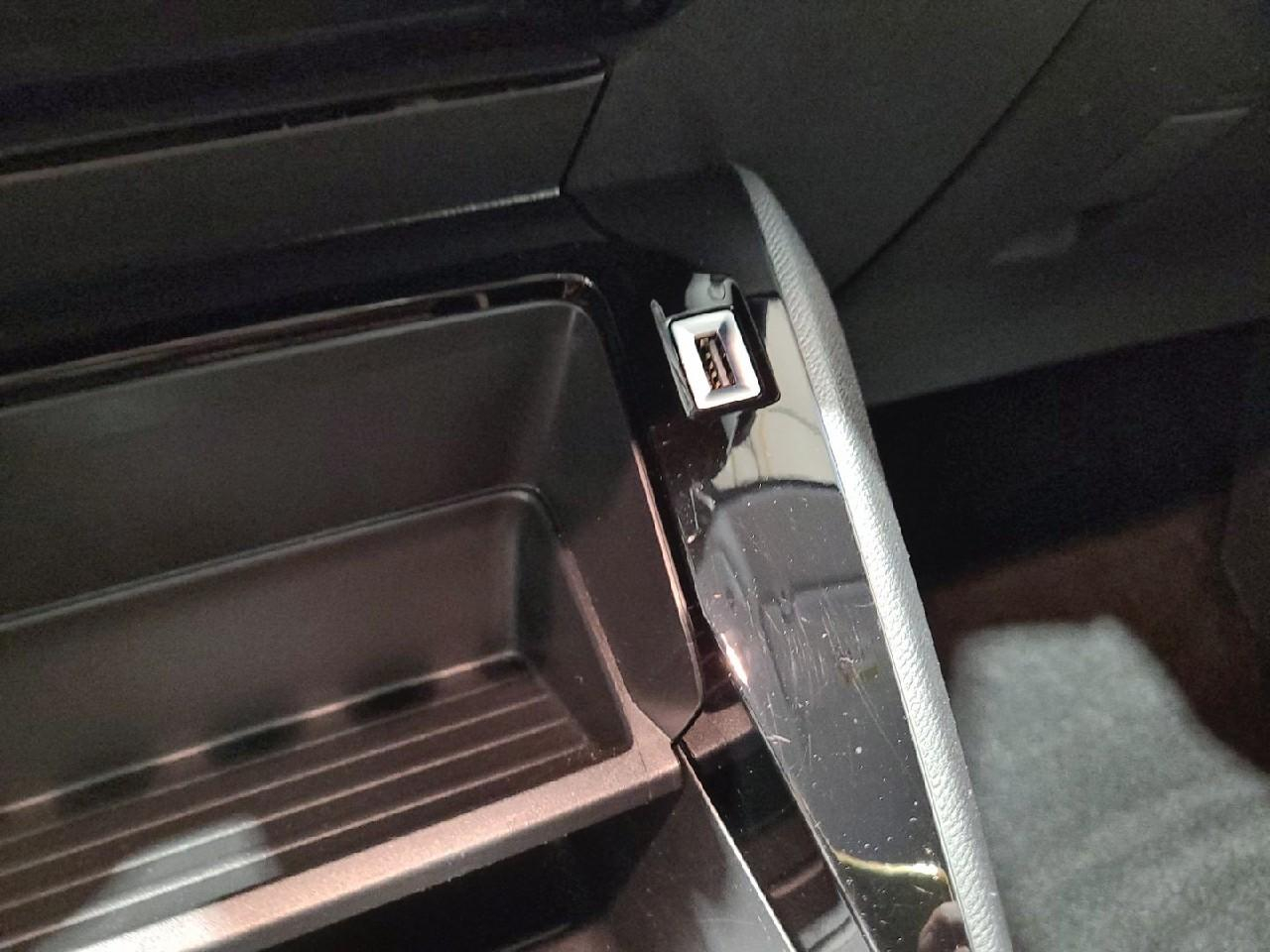 Peugeot 208 puretech 75 s&s bvm5 active pack — photo 24