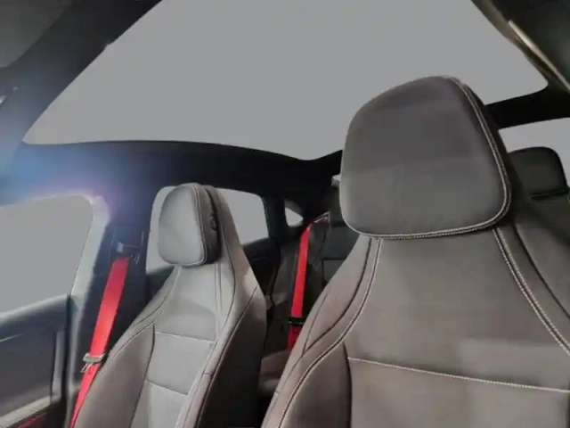 Mercedes Cla 350 4matic avec technologi — photo 17