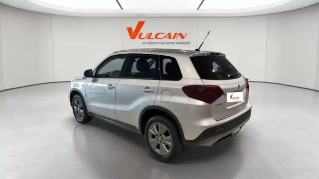 Suzuki Vitara 1.4 boosterjet hybrid — photo 26