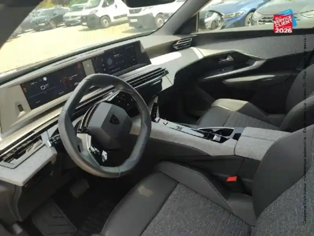 Peugeot 5008 hybrid 145ch allure e-dcs6 — photo 15