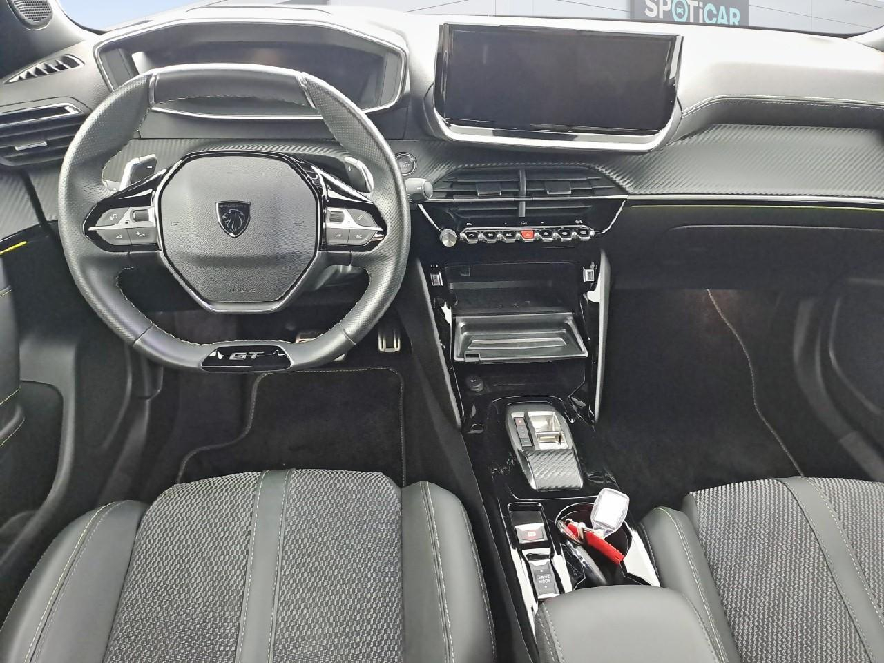 Peugeot 2008 puretech 130 s&s eat8 gt — photo 8