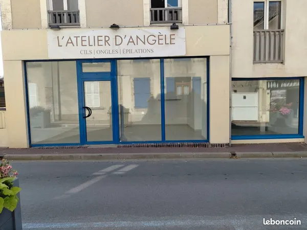 À LOUER - Local commercial de 35 m² - Arromanches