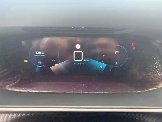 Peugeot 2008 puretech 130 s&amp;s eat8 — photo 10
