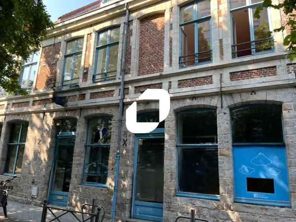 Bureaux 270 m²