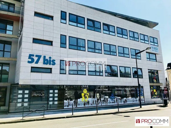 Bureaux 326 m²