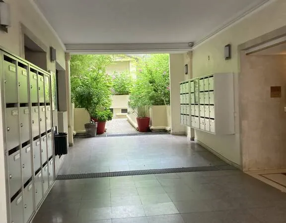 Stationnement Location Paris   100€
