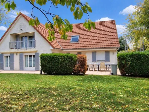 Maison 9 pièces 278 m²