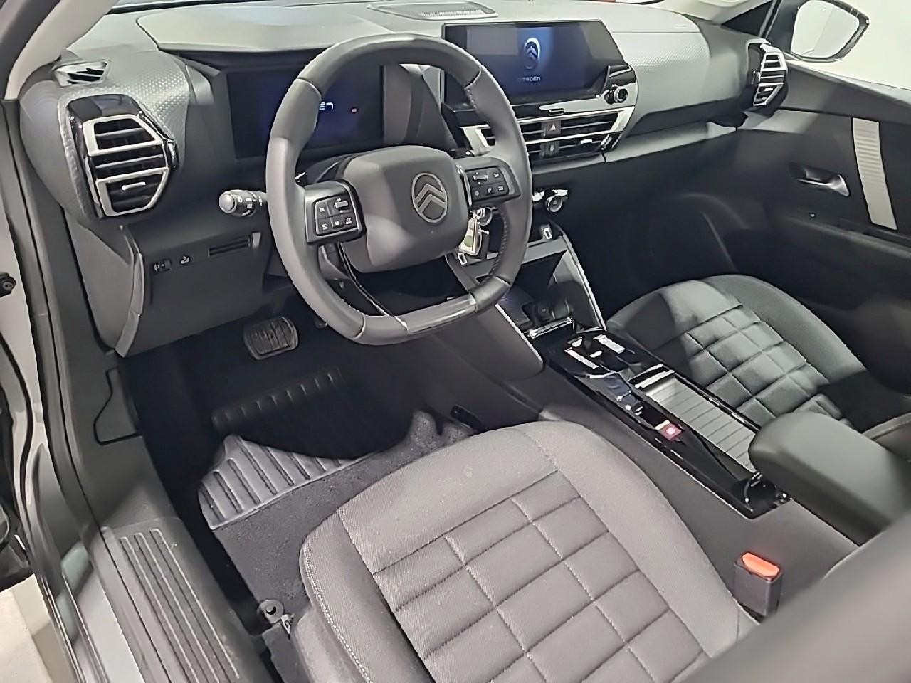 Citroën C4 X hybride 145 ch e-dcs6 plus — photo 9
