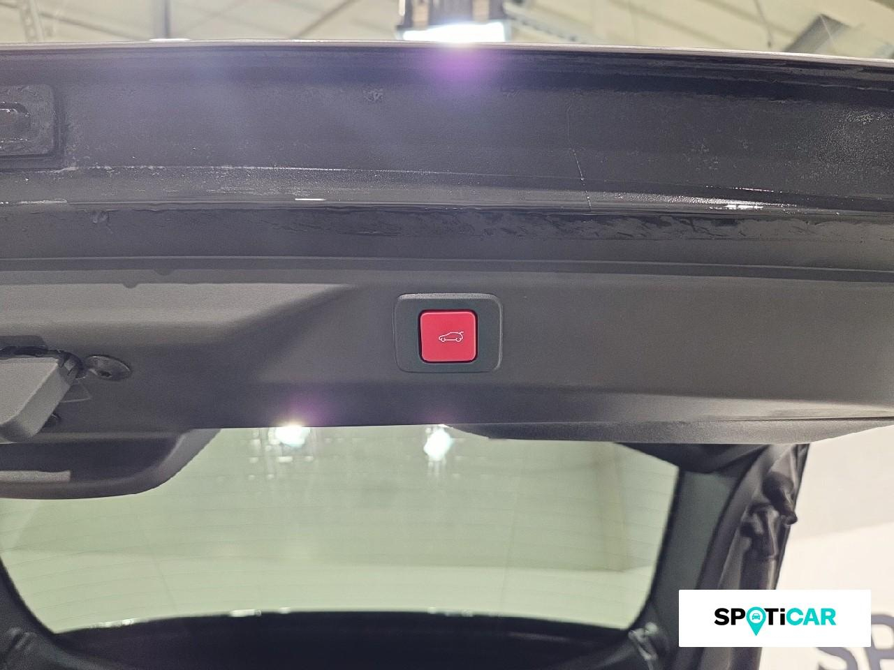 Peugeot 3008 hybrid 145 e-dcs6 gt — photo 37