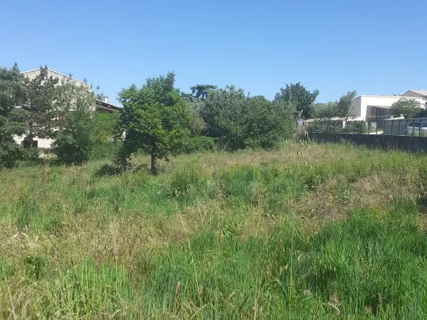 Terrain en individuel 620 m²