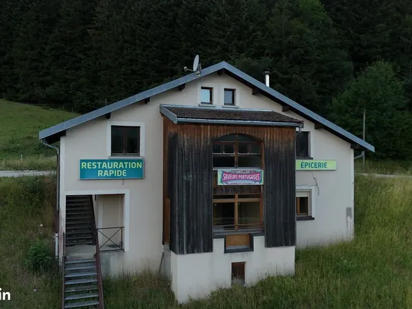 Maison 8 pièces 224 m²