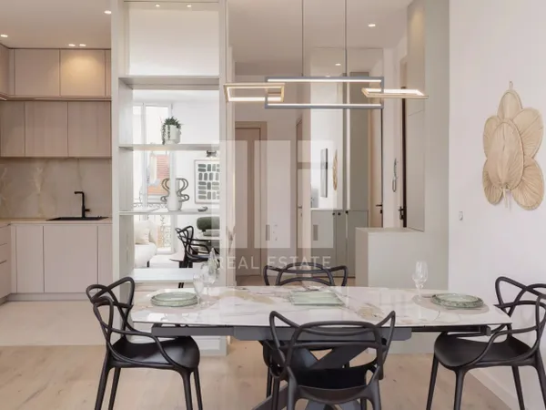 Cannes Centre Ville - Dernier étage - Appartement 4 pièces