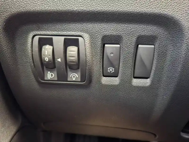 Renault Captur dci 90 — photo 19