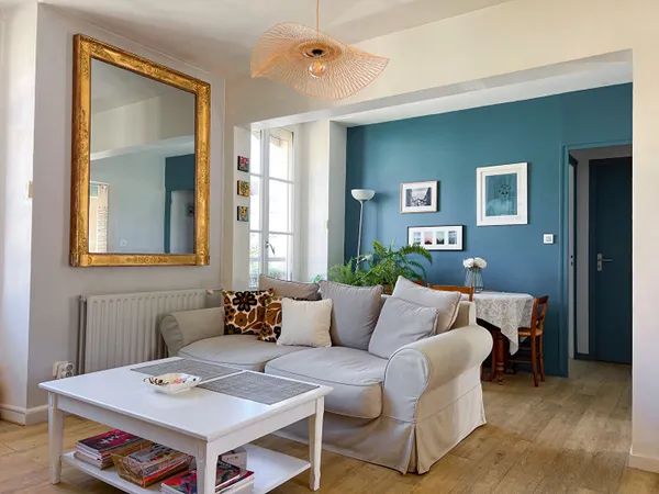 Appartement 3 pièces à vendre au coeur de Doutre, Angers - Dernier étage avec vue jardin
