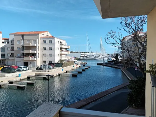Location année Studio 23 m² meublé à Canet