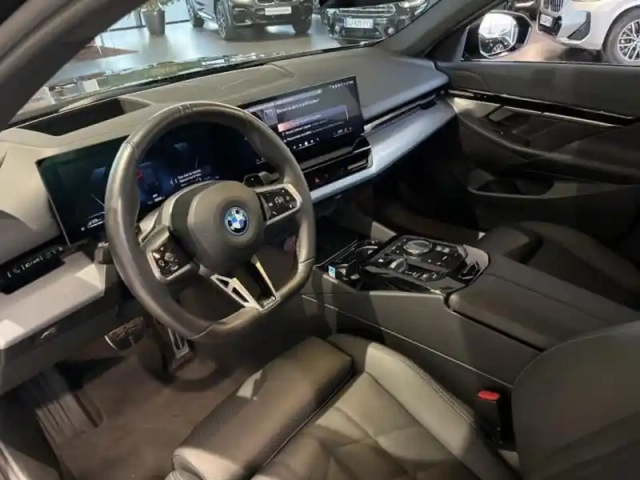 Bmw Serie 5 série 5 530e 299ch m sport xdrive — photo 4