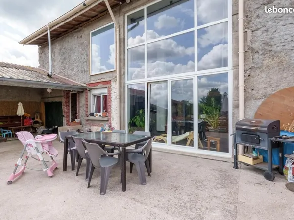 Maison de village 6 pièces 315 m²