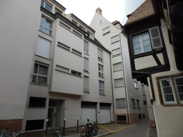 Stationnement Location Strasbourg 120€