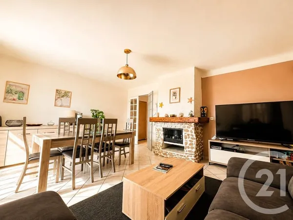 Appartement 4 pièces 82 m²