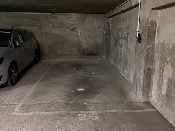 Parking 6/7 ème